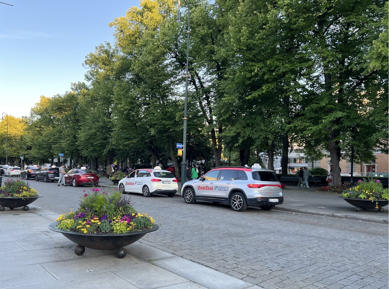 Bilde av drosjer på Karl Johan